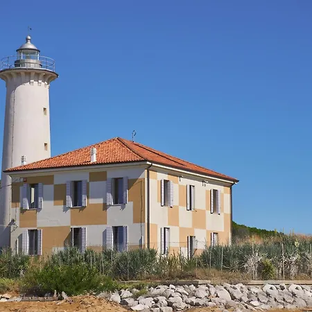 Apartment Adorable Surrounded By Garden 650m From The Sea