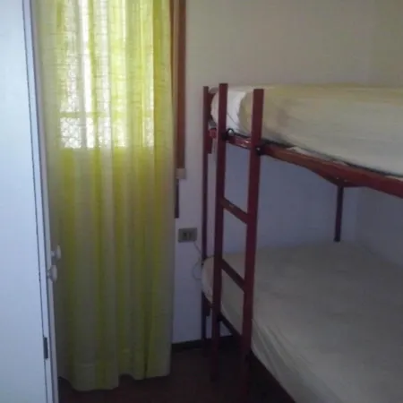 Apartment Adorable Surrounded By Garden 650m From The Sea *